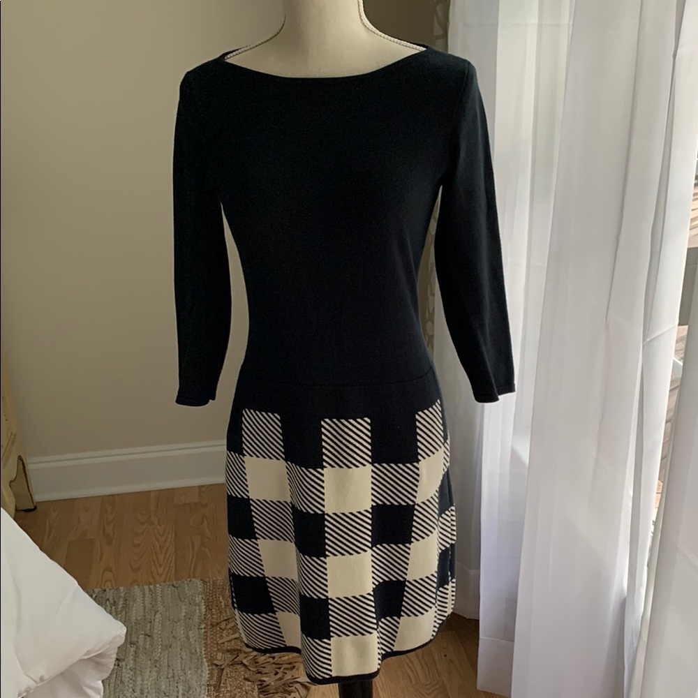 Lauren Ralph Lauren Black and White Sheath Dress Long Sleeve Bateau Neckline
